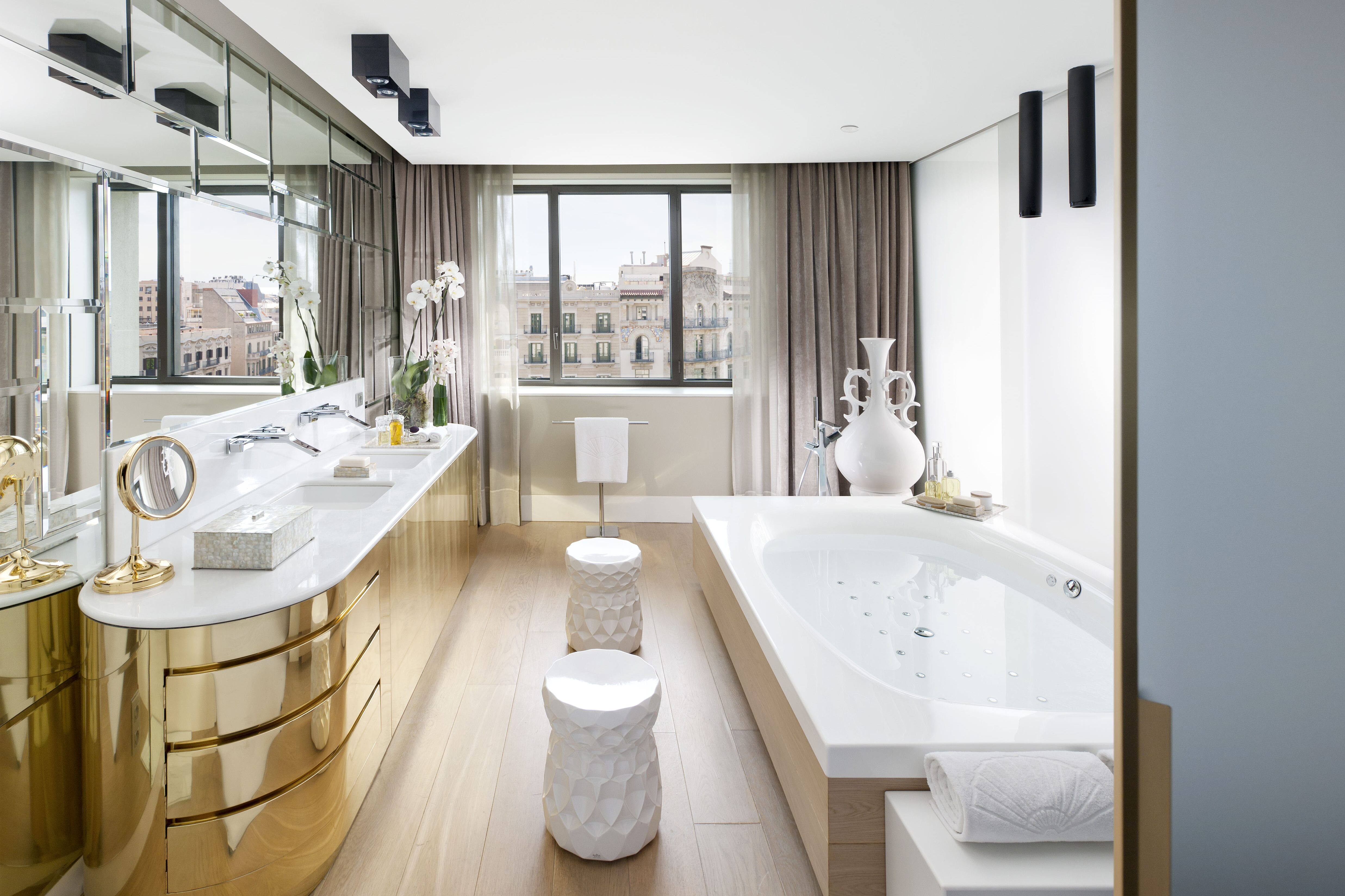 Nuevo hogar... ¿Nueva vida? Barcelona-suite-penthouse-bathroom-1?$DetailBannerHeight$