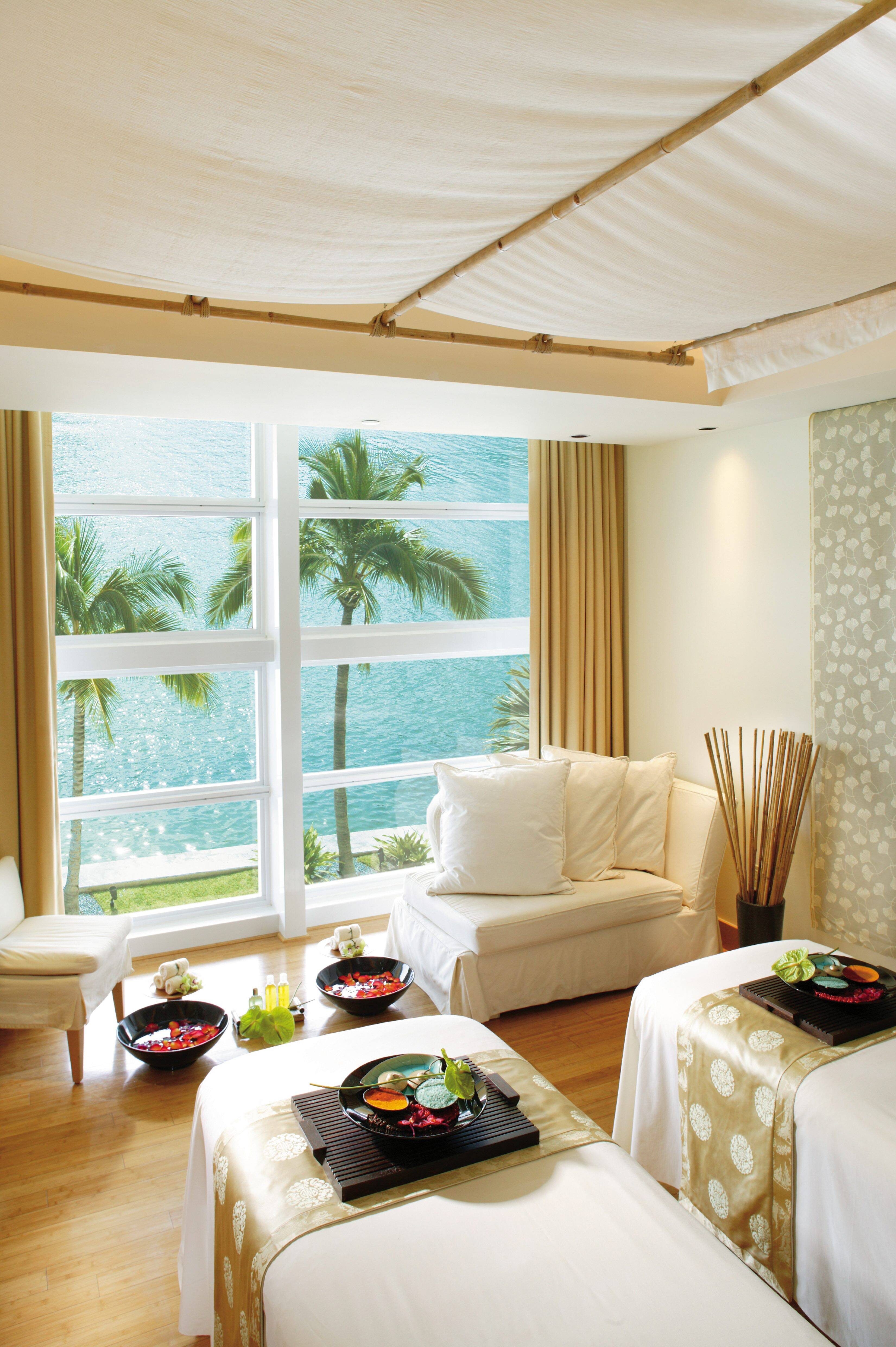 Spa Couples Suite