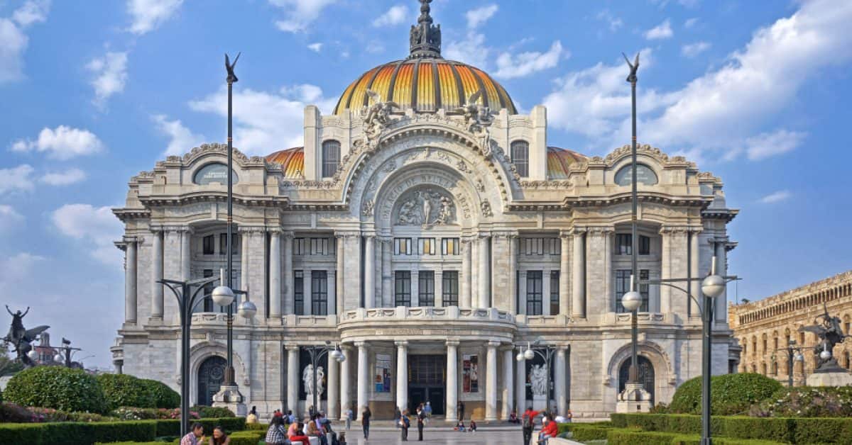 The Palacio de Bellas Artes