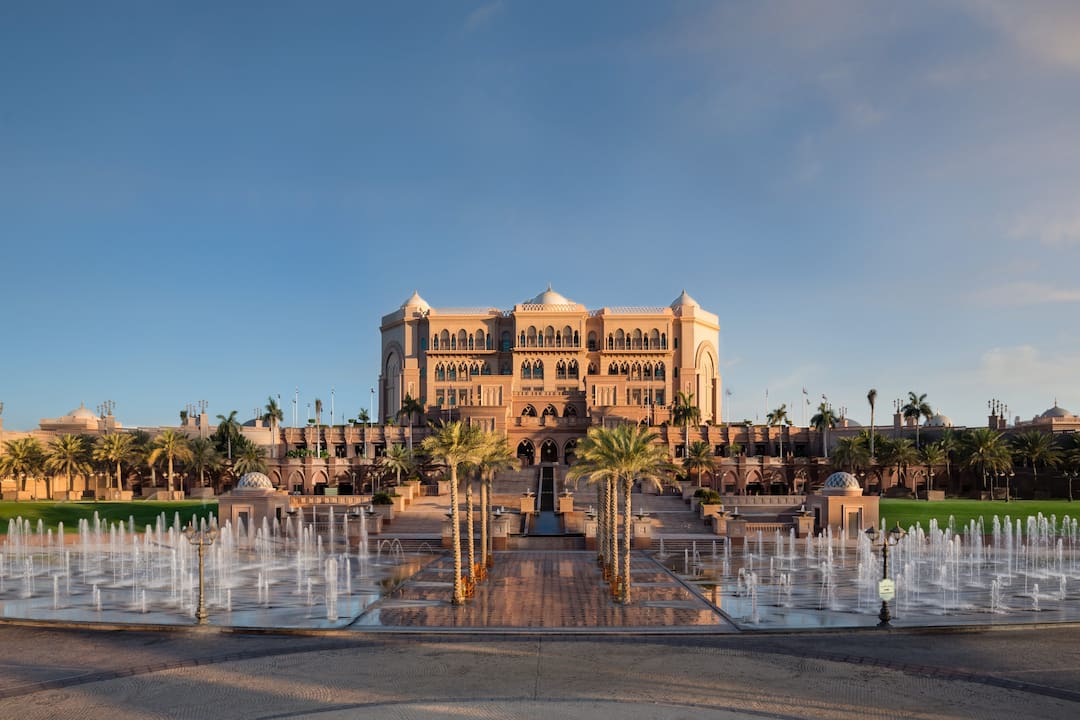 Emirates Palace fountains day