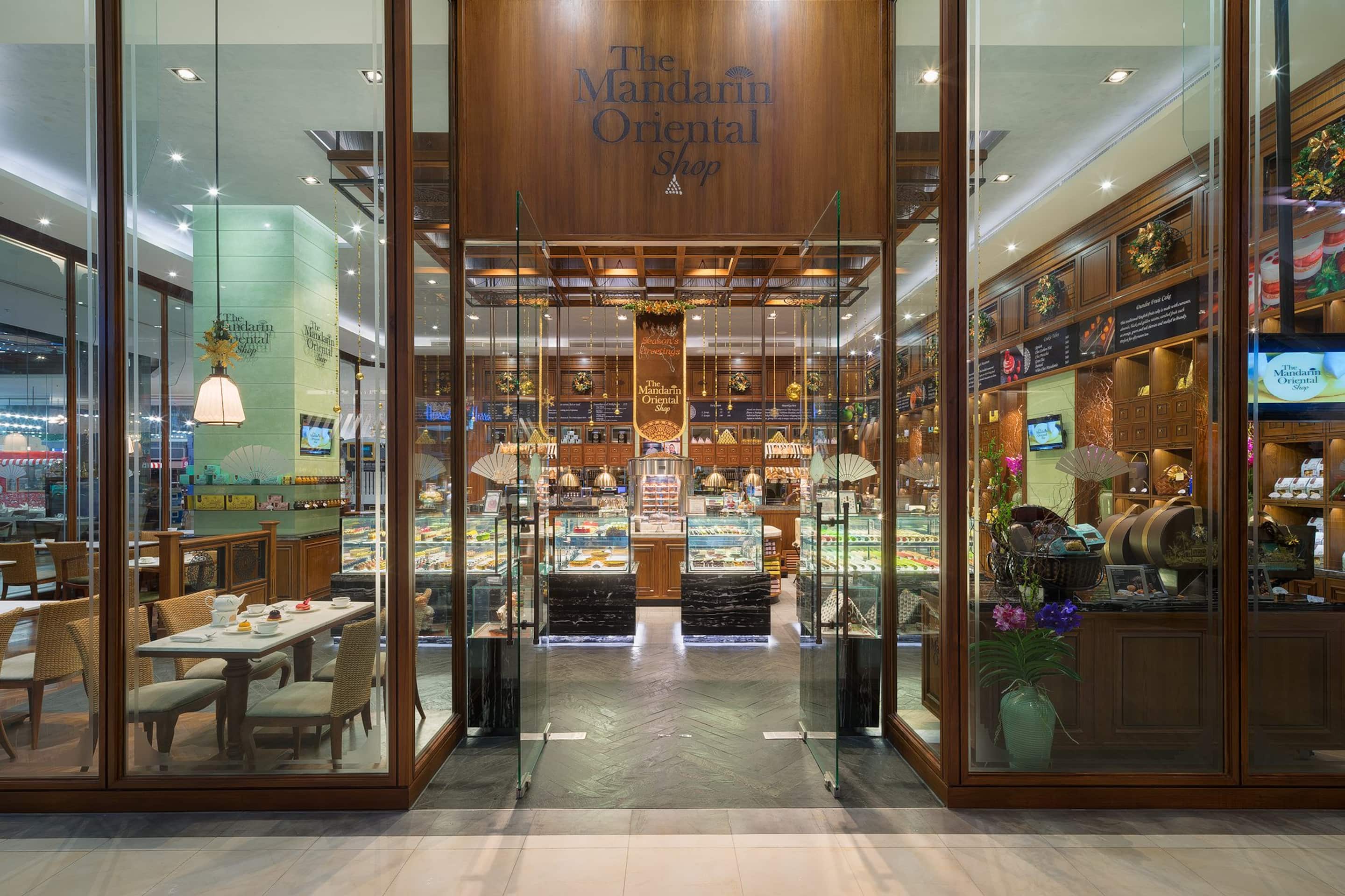 The Mandarin Oriental Shop  Cake Shops  On The Chao Phraya  The Mandarin Oriental Shop  Cake Shops  On The Chao Phraya