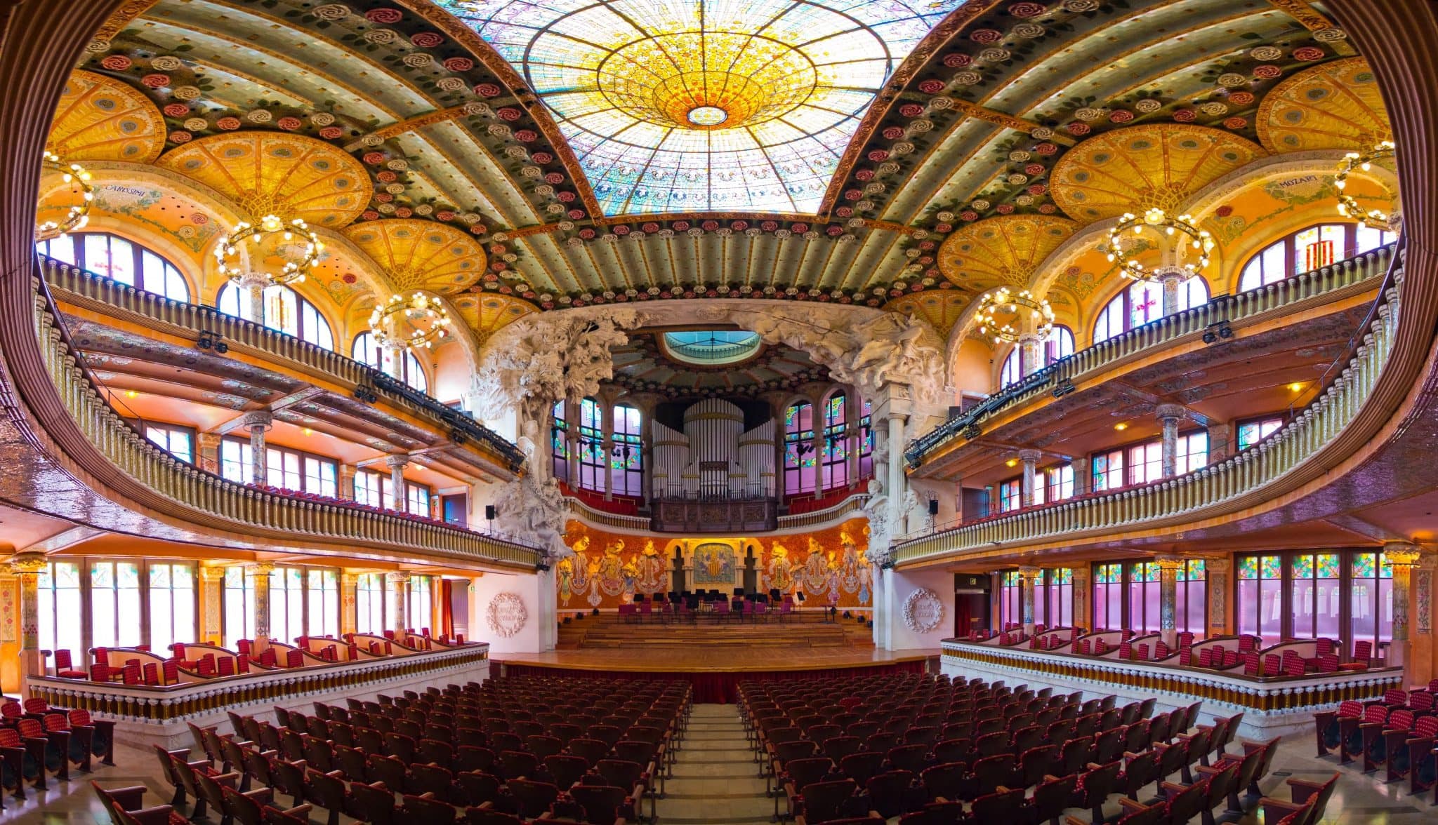 excursionismo Murciélago Restricción Discovering the Concert Hall: Palau de la Musica