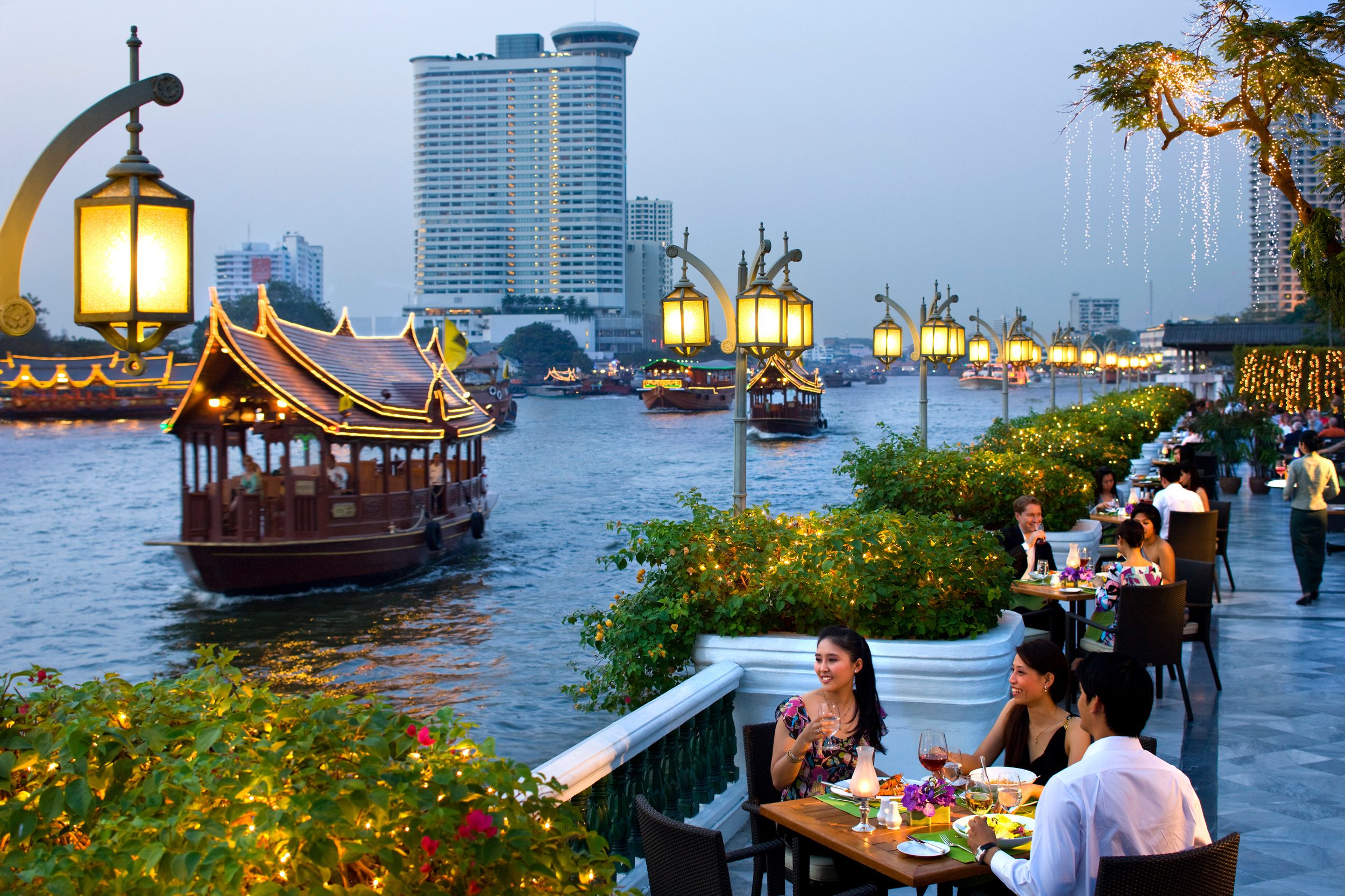 Mandarin Oriental, Bangkok riverside restaurant