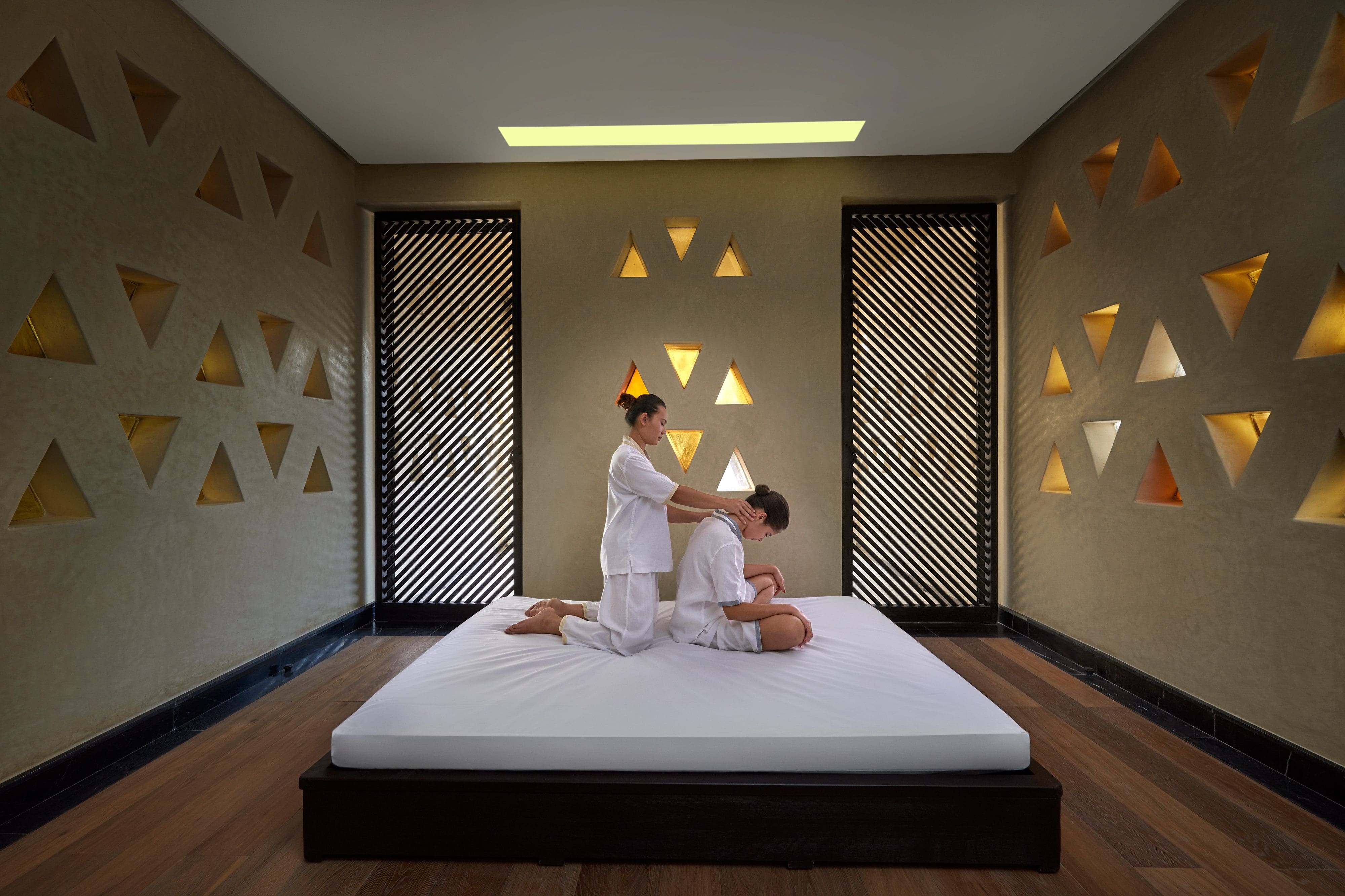 Guest receives a Thai massage at Mandarin Oriental, Marrakech