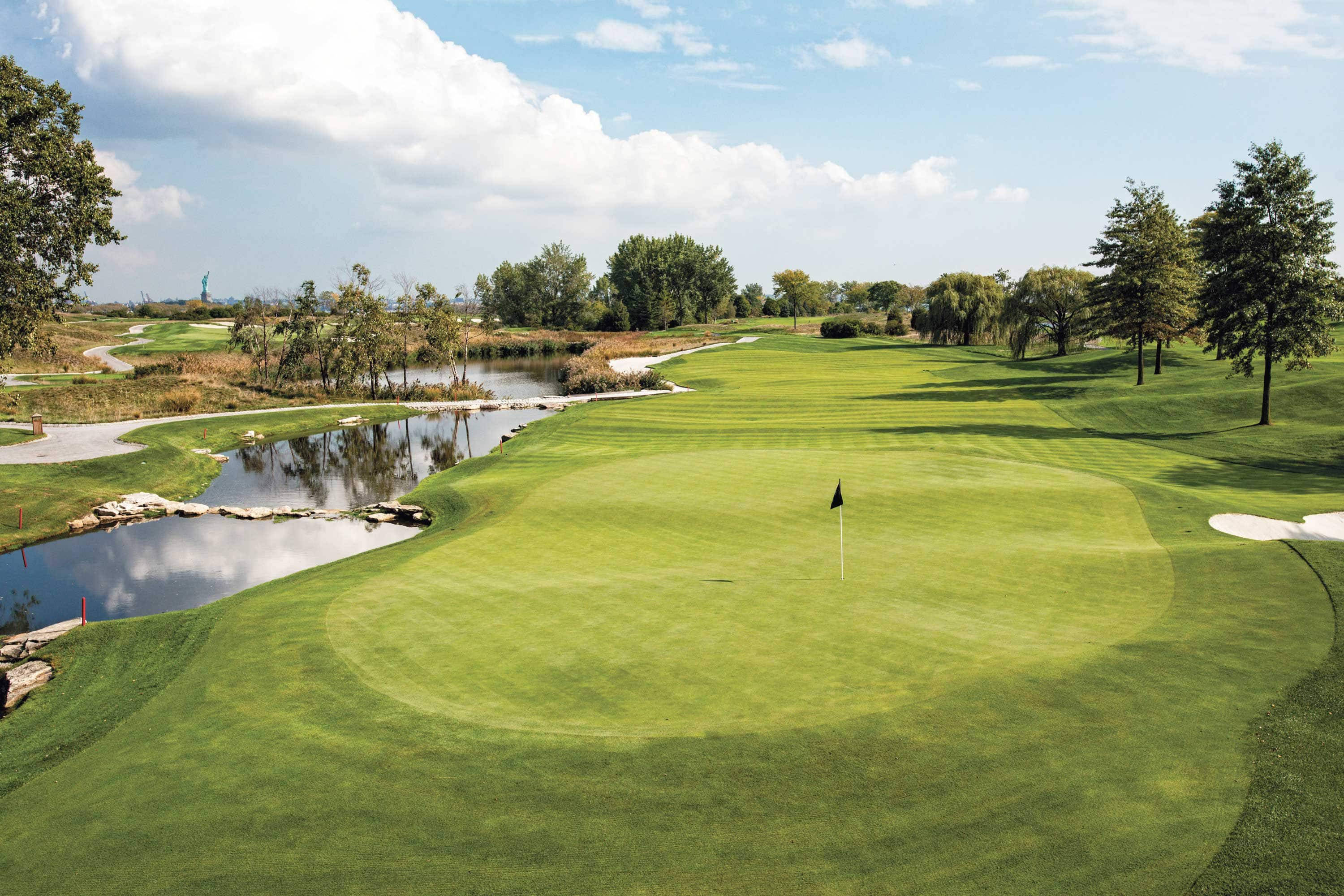 the-world-s-best-golf-courses-adam-scott-luxury-travel-mo-magazine