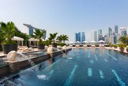 Rooftop pool at Mandarin Oriental, Singapore