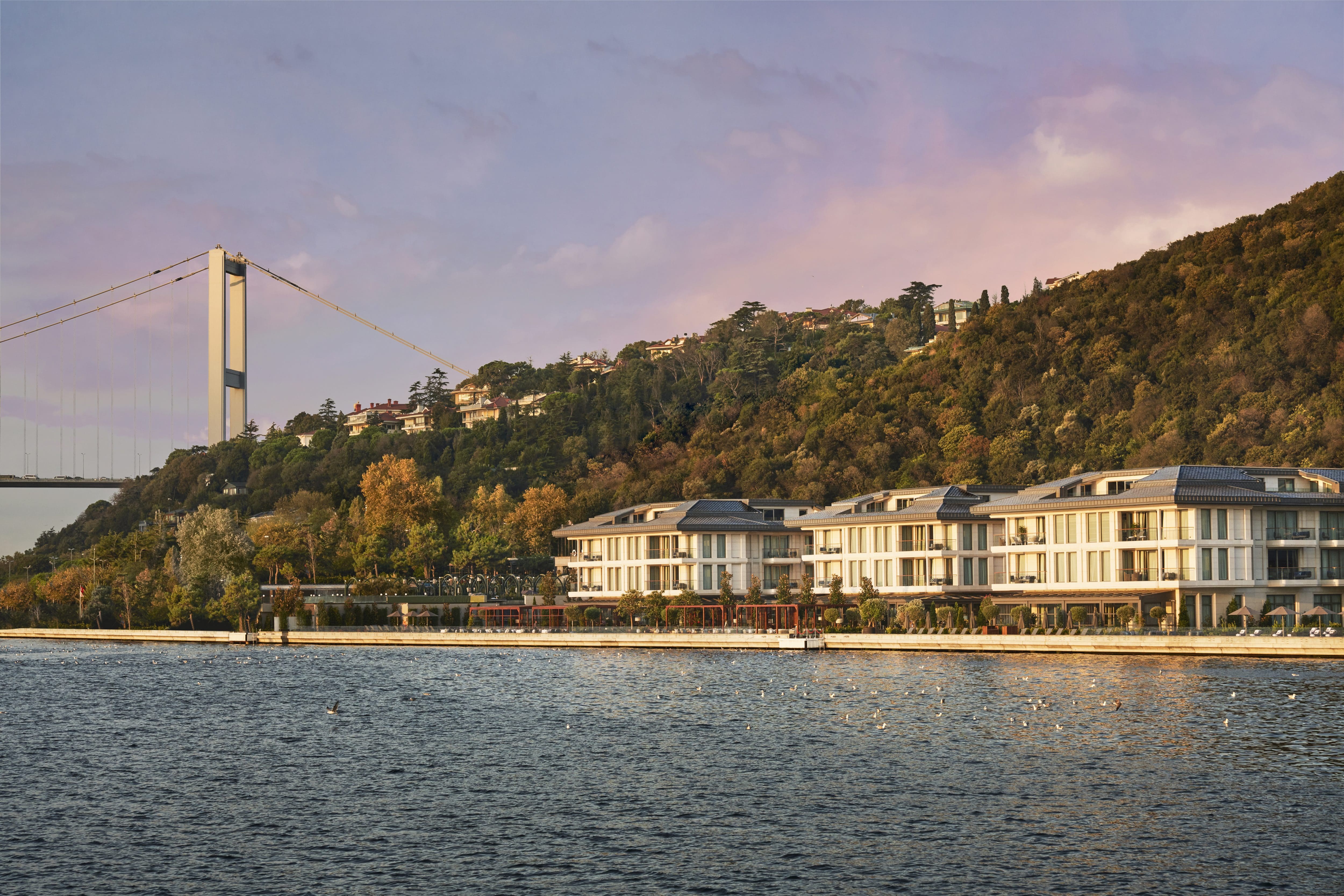 MANDARIN ORIENTAL BOSPHORUS, ISTANBUL | Hotel At A Glance