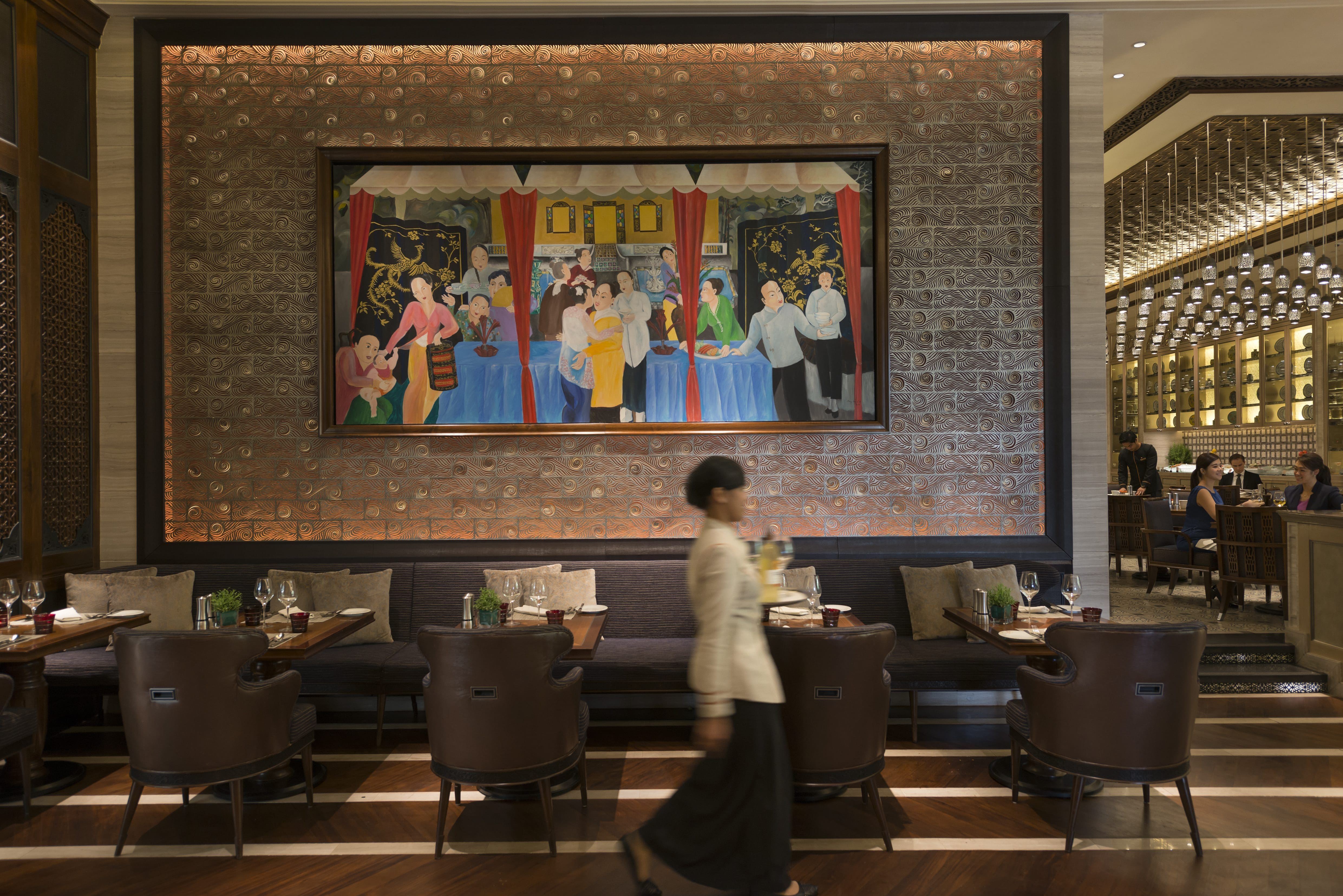 Mosaic Restaurants Near Petrona Towers Mandarin Oriental