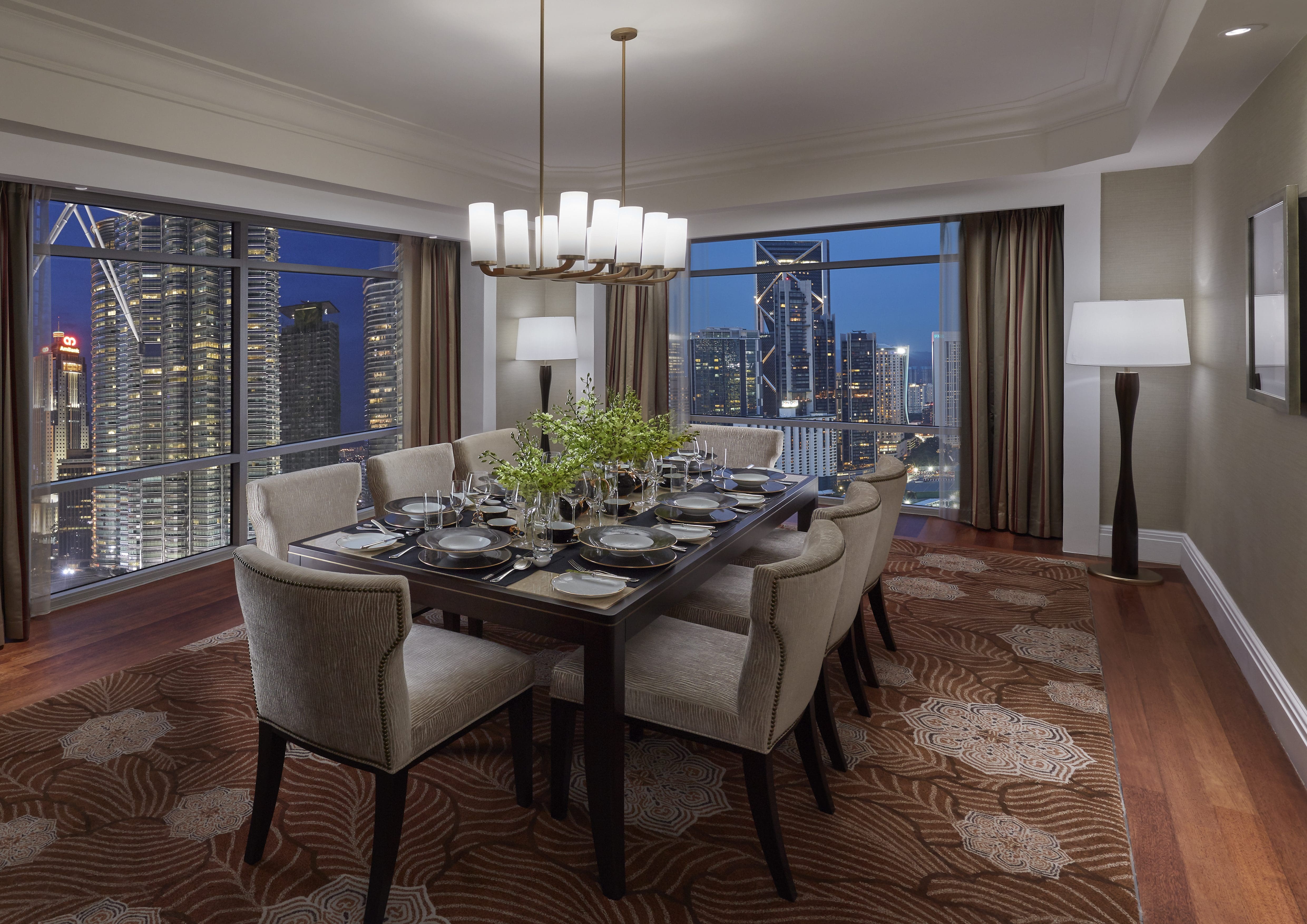 Mandarin Oriental, Kuala Lumpur - Club Suite Dining Room