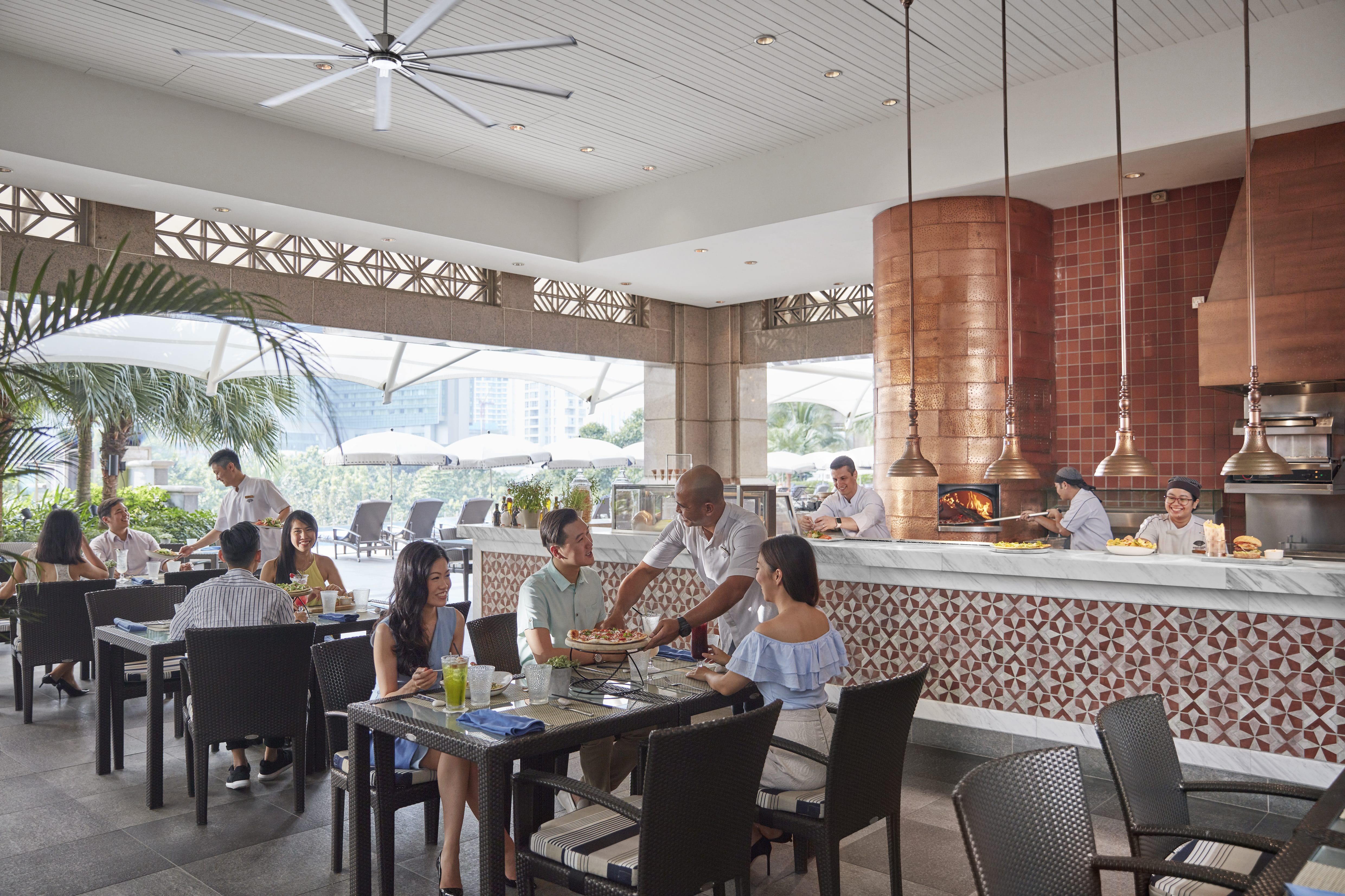 Aqua Restaurant Bar International Cuisine Near Petrona Towers Mandarin Oriental Kuala Lumpur