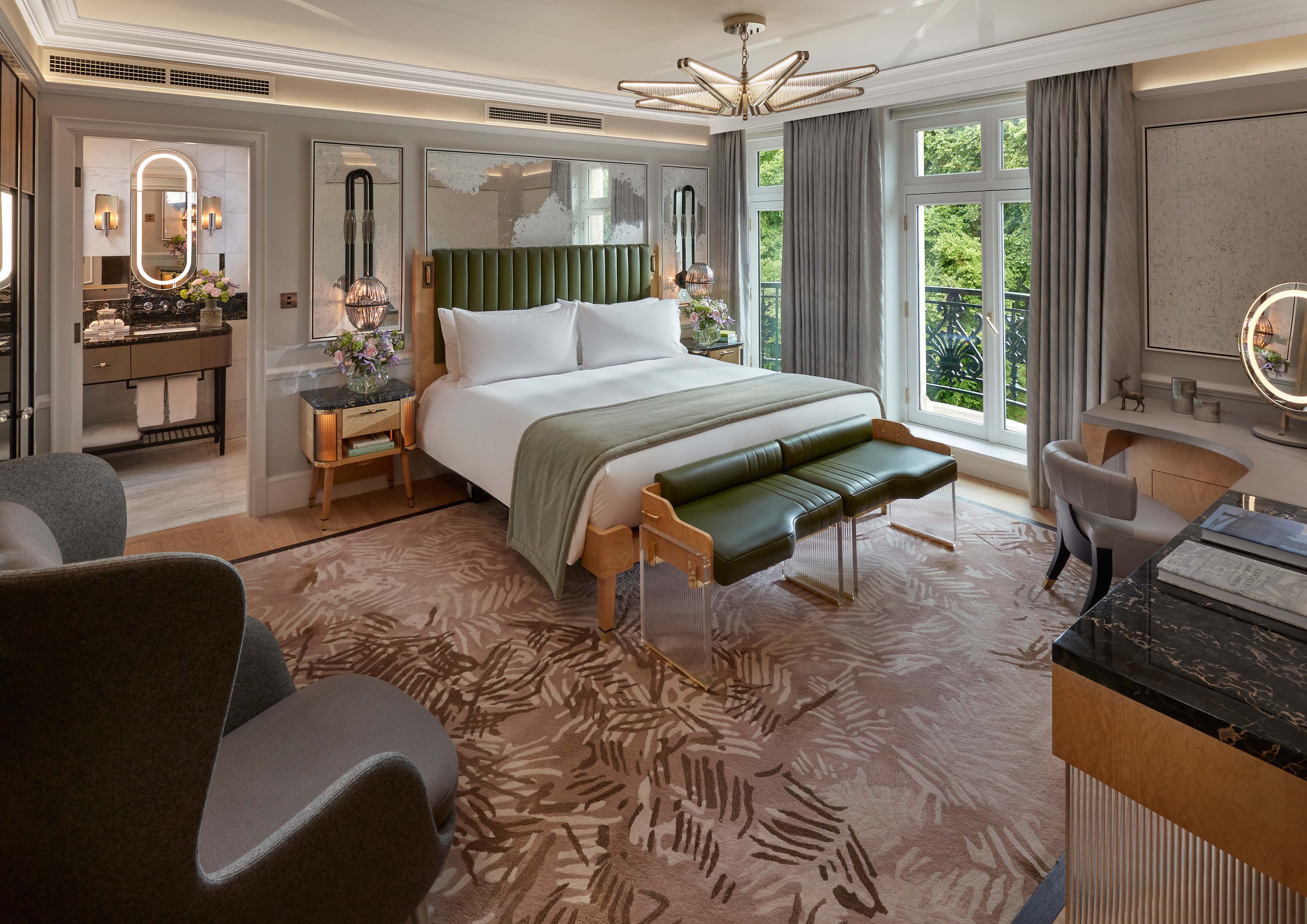 Luxury Accommodations Near Hyde Park Mandarin Oriental London