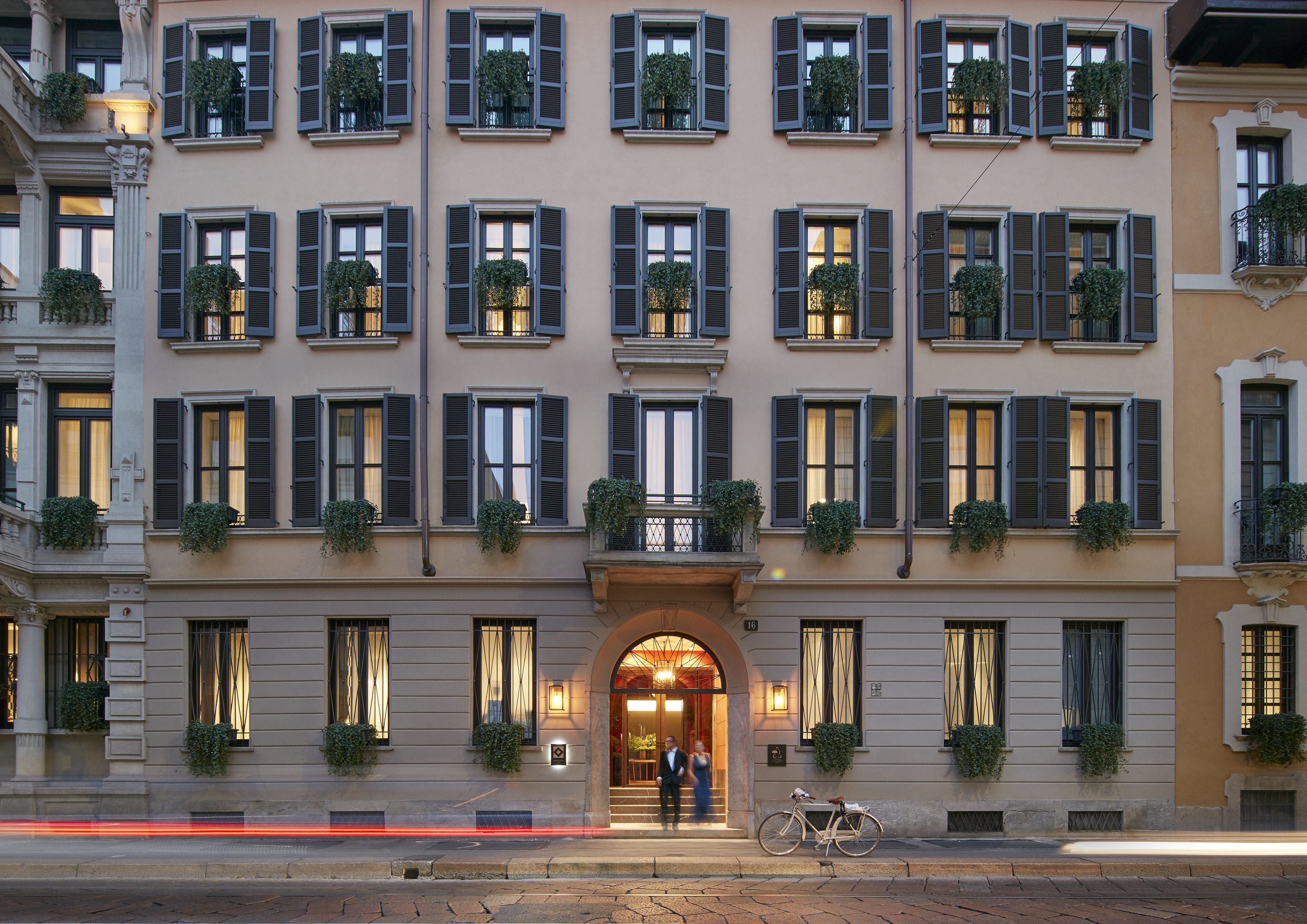 travel weekly mandarin oriental milan