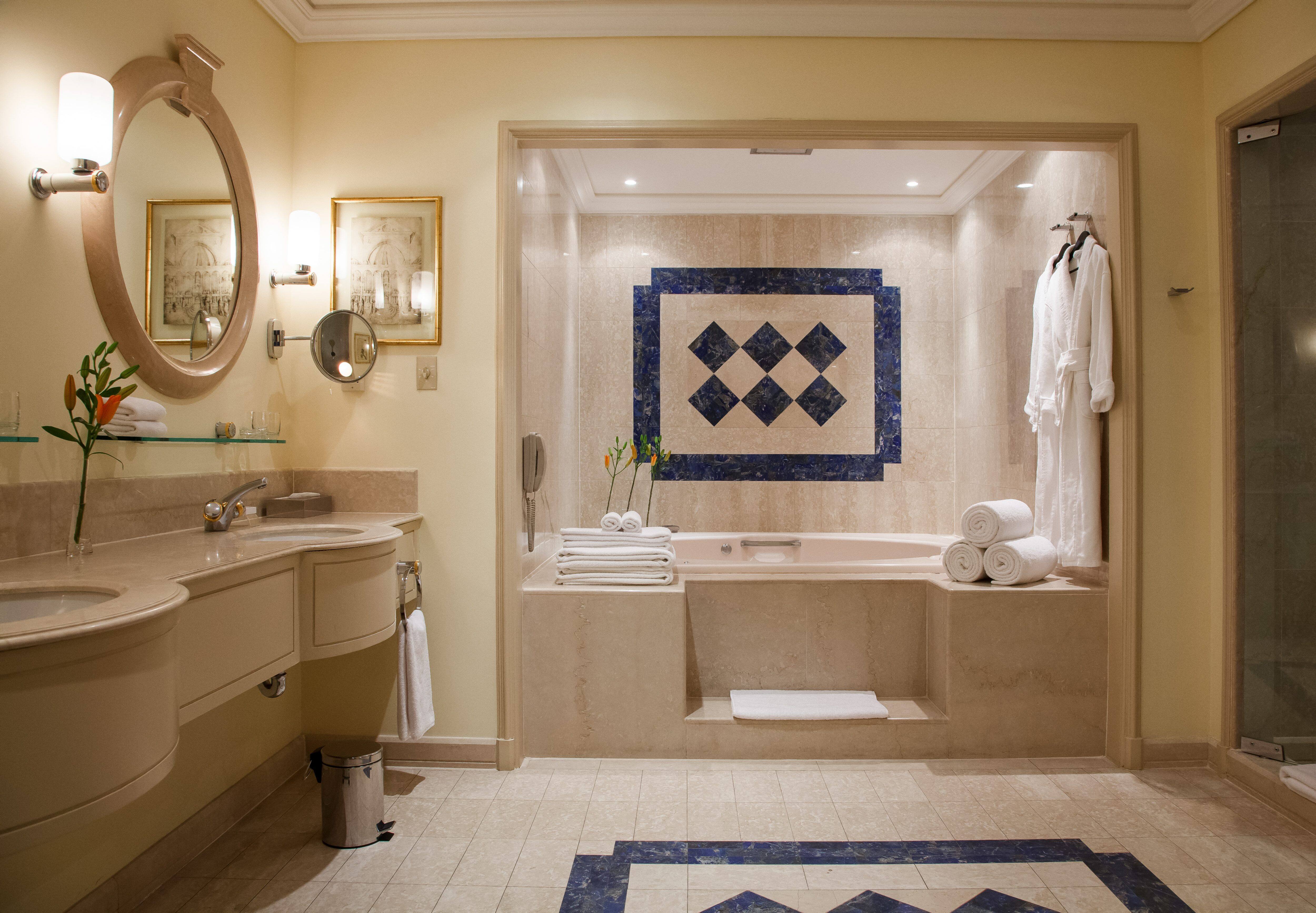 Luxury 5 Star Hotel Las Condes Hotel Santiago, Mandarin Oriental