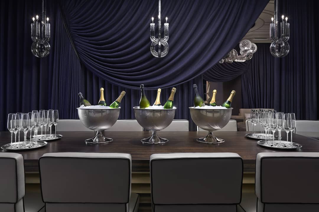 M O Bar Bars In Shan Mandarin, Dine Art Furniture Reviews